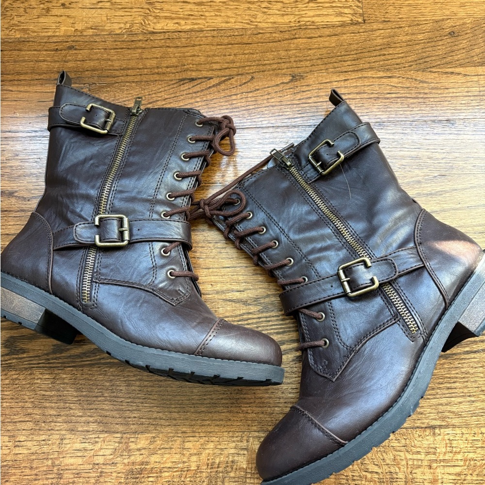 Brown Lace-Up combat Boots